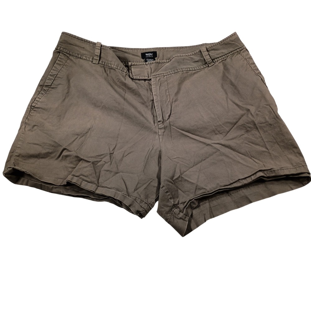 Mossimo Chino Shorts Women 18W Brown Stretch Mid Rise Cotton